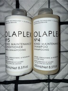 OLAPLEX No.4 Shampoo & No.5 Conditioner Duo - White and Cream